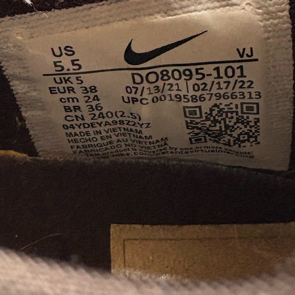 Nike Comme Des Garcons Black and White Air Max Sunder Sneakers - Picture 4 of 4